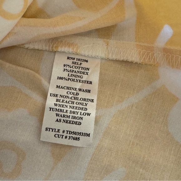 Connected Apparel Floral Yellow White Dress Belted Sleeveless Pleated 12 - Picture 10 of 10